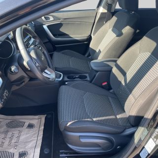 KIA ceed SW 1,5 TGDI Silber 48V DCT