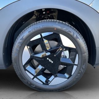 KIA Seltos 1,6 TGDI 180 2WD Silber