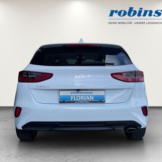 KIA ceed 1,5 TGDI Silber