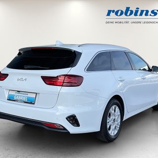 KIA ceed SW 1,5 TGDI Silber